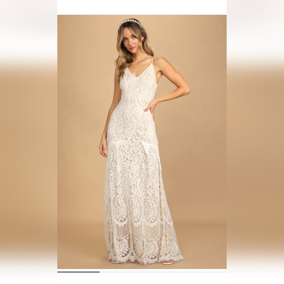 Lulus Dresses & Skirts - Elegant White Lace Dress